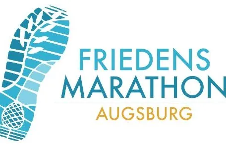Augsburger Friedensmarathon am 8.8.2010: Meilensteine des Friedens und Friedens-Staffeln Bild: Augsburger Friedensmarathon am 8.8.2010: Meilensteine des Friedens und Friedens-Staffeln