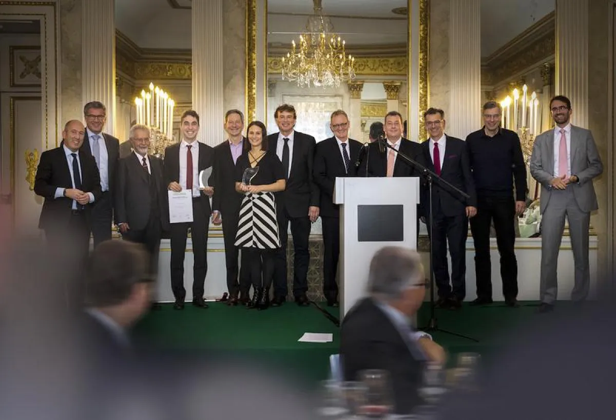 Gewinner, Jury und Vorstand der Stiftung bei der Preisverleihung (Stiftung Münch)