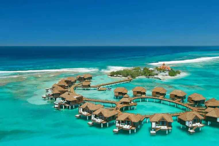 Ketchum Pleon reist „all-inclusive“ ins Neue Jahr Bild: Ketchum Pleon reist „all-inclusive“ ins Neue Jahr