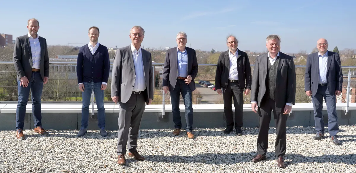 Die S&N Gründer und das aktuelle Management-Team (© S&N Group AG)