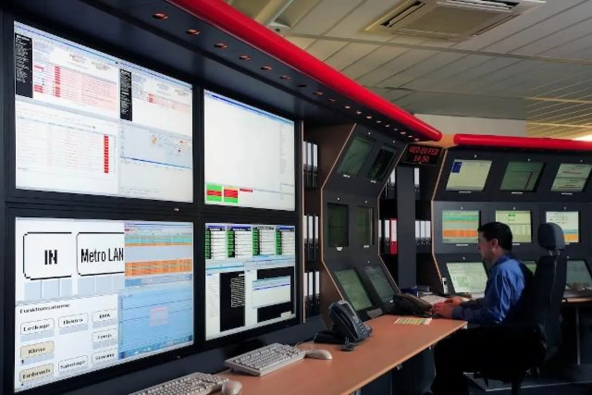 Neuer Leitstand bei Versatel mit proaktivem Alarm-Management von JST