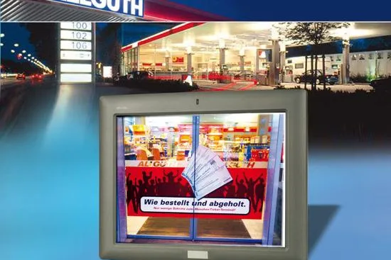 Bild: Panel-PC erleichtert Ticket-Kauf
