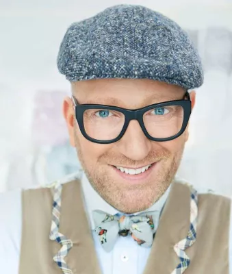 Bild: ON AIR! Thomas Rath startet am 15. Mai mit exklusiver Designer-Kollektion für QVC durch