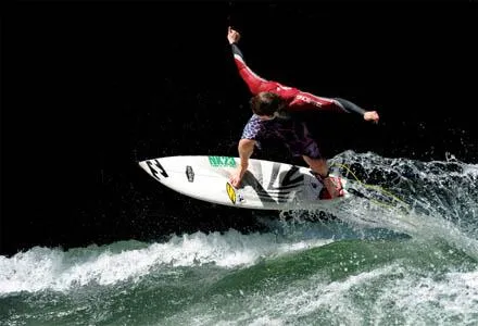 Punt Surfwax bei Buster Surfboards Bild: Punt Surfwax bei Buster Surfboards