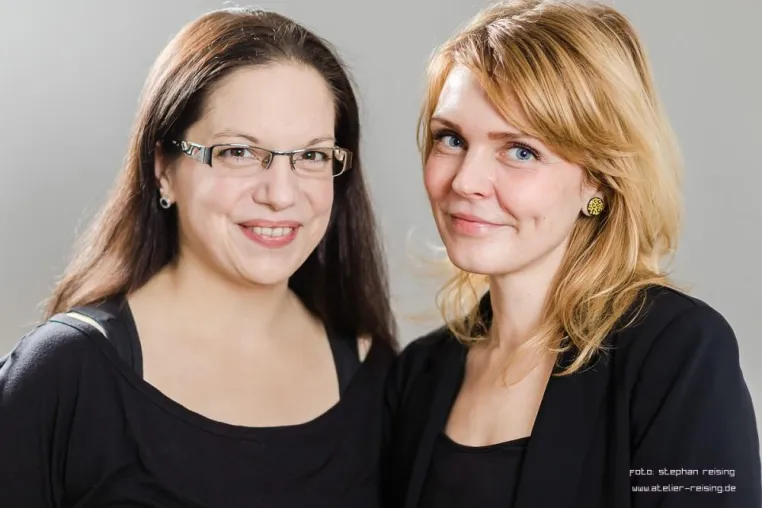 Bild: 2 starke Frauen rebellieren gegen die etablierte Arbeitswelt