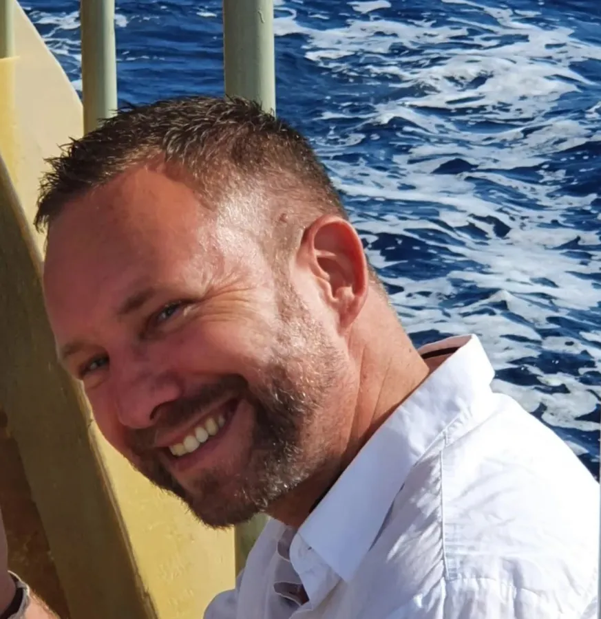 Michael Schöttler, selbst Vater von drei Kindern und Gründer von papa.de (© ©)