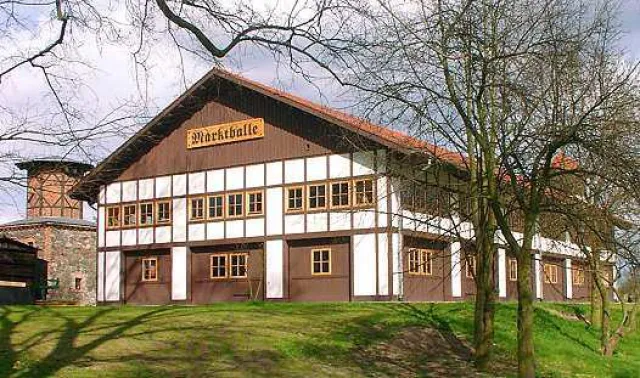 Bild: Bilder und die dritte Dimension auf Schloss Diedersdorf