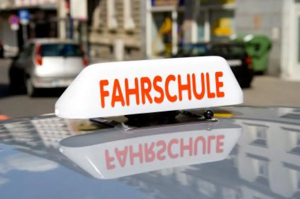 MEGA Fahrschule