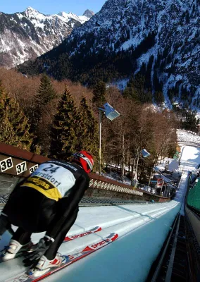 Bild: Skiflug WM bei 20°C – dank Leihkälte von CoolEnergy!