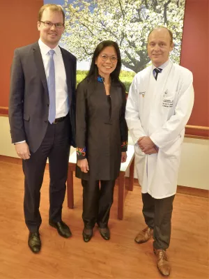 Bild: Frau Dr. Vanilla Nguyen verstärkt das Chirurgie Team der Asklepios Orthopädische Klinik Lindenlohe