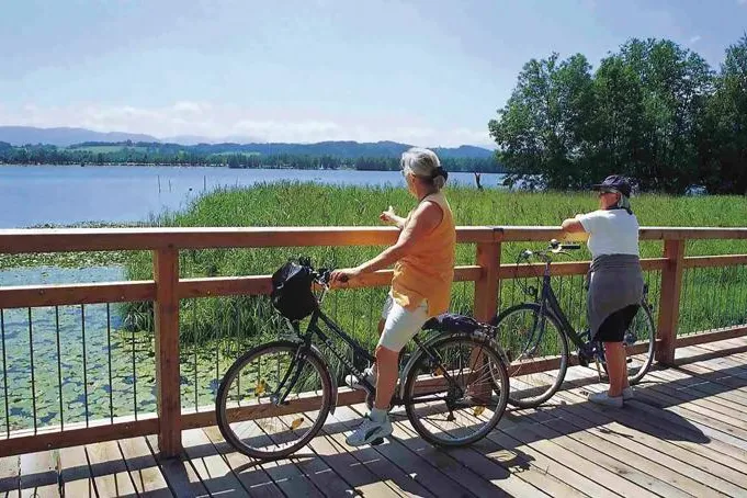 Mit dem Fahrrad auf den Spuren der Urbayern: „Bajuwarentour“ führt quer durch das Ostchiemgau Bild: Mit dem Fahrrad auf den Spuren der Urbayern: „Bajuwarentour“ führt quer durch das Ostchiemgau