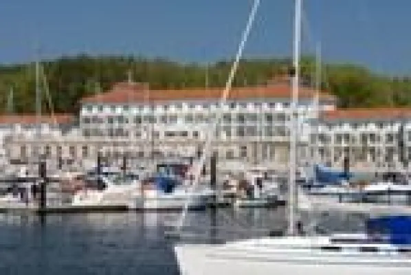 Bild: Ostsee-Marina Boltenhagen erfolgreich - Hafen und Hotels der "Weißen Wiek" sind neuer Anziehungspunkt