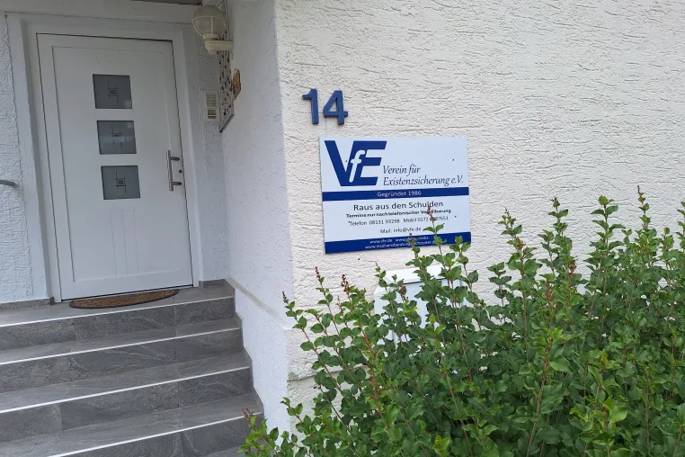 Ehefrau gründet Restaurant neu – keine Haftung für Schulden des insolventen Mannes Bild: Ehefrau gründet Restaurant neu – keine Haftung für Schulden des insolventen Mannes