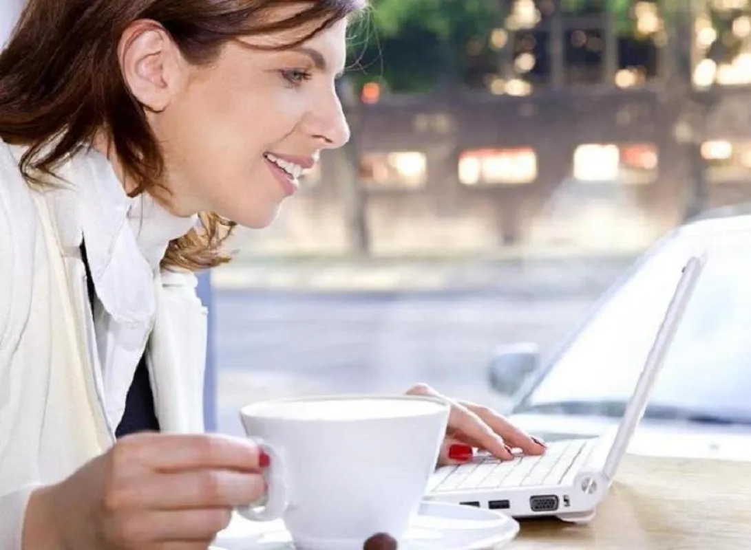 TimeTac virtuelles Arbeiten credit Lev Dolgatsjov - Fotolia.com