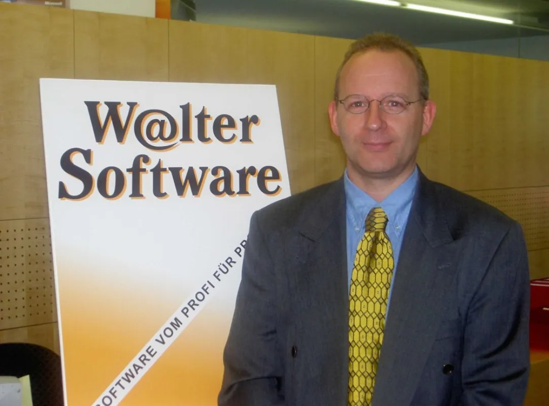 Walter Rhomberg: Mit Sonderpreisen für Software gegen Raubkopien und Softwareklau.