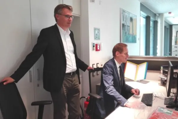 Smarte Pflege dank innovativer Technik Bild: Smarte Pflege dank innovativer Technik