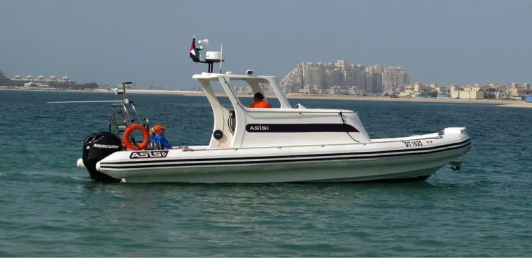 Bild: Wassersport in Dubai - Jumeirah Zabeel Saray mit eigenem Shuttle-Boot