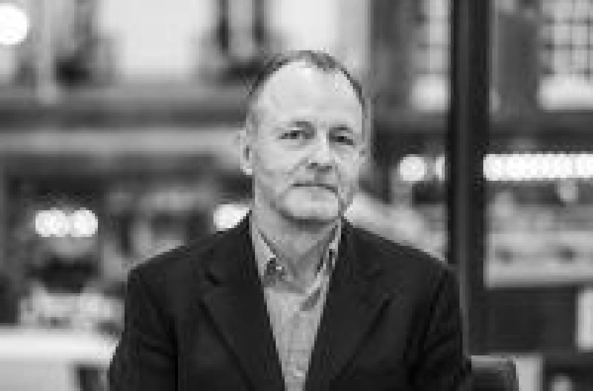 Jonathan Simnett, Fintech-Spezialist bei Hampleton Partners erwartet in 2019 Bewegung bei Fintech Start-ups