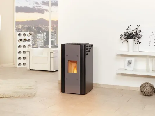 Bild: Pro Umwelt - Hark Pelletofen ProAir und ProAqua