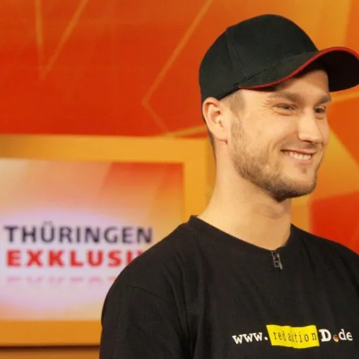 Rapper Doppel-U ab 3. Juni am Staatstheater Meiningen Bild: Rapper Doppel-U ab 3. Juni am Staatstheater Meiningen