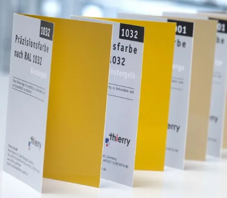 Bild: Präzisionsfarbkarten nach RAL