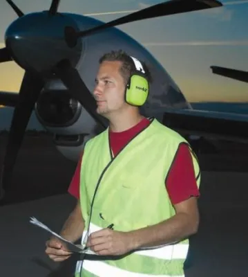 Bild: Neue Bilsom Leightning Hi-Visibility Kapselgehörschützer mit Doppeleffekt: dämmstark und unübersehbar