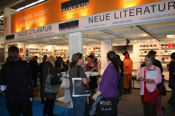 Bild: FAZ Buchmessezeitung verweist auf Lesungsprogramm der Frankfurter Verlagsgruppe