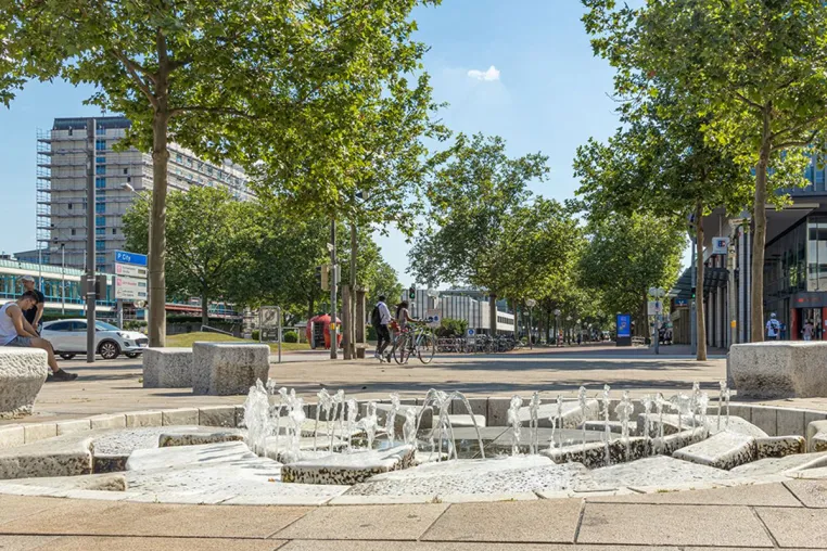 Die Innenstadt wird digitaler Bild: Die Innenstadt wird digitaler