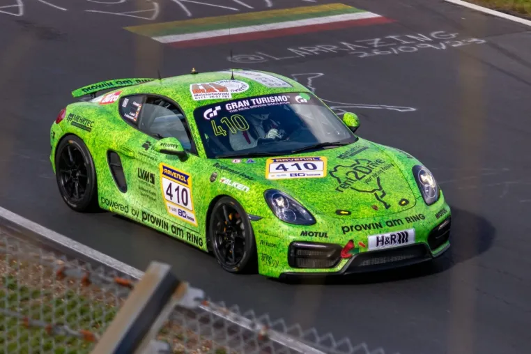 Bild: Saisonfinale ohne Kratzer: Podium für rent2Drive-racing beim NLS-Finale