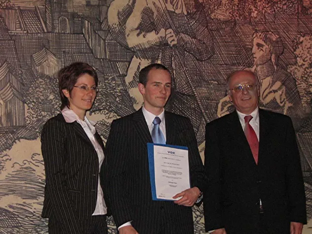 VDE Köln-Preis ging an Absolvent Michael Heyen von der Rheinischen Fachhochschule Bild: VDE Köln-Preis ging an Absolvent Michael Heyen von der Rheinischen Fachhochschule