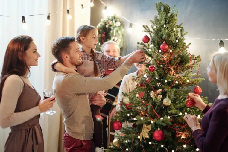 Weihnachten und Jahreswechsel: 5 Tipps für schöne Feiertage trotz Lockdown Bild: Weihnachten und Jahreswechsel: 5 Tipps für schöne Feiertage trotz Lockdown