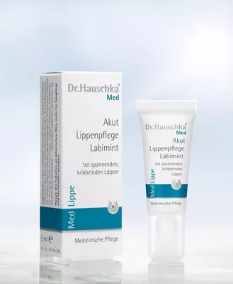 Bild: Sonne lässt Lippen kribbeln – vorbeugen mit Dr.Hauschka Med Akut Lippenpflege Labimint