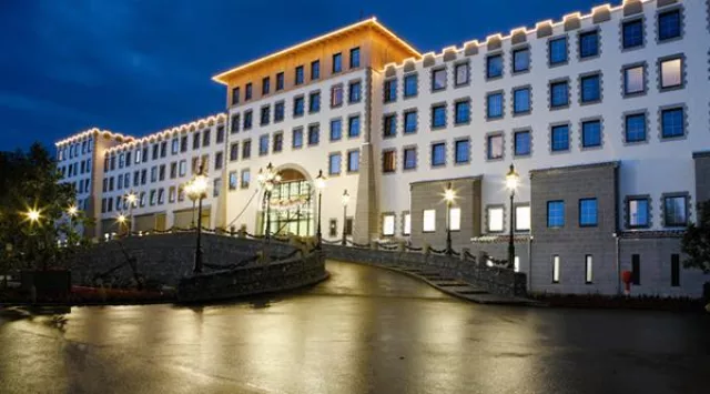 Vom siebten Himmel in den Seeräuberhimmel Bild: Vom siebten Himmel in den Seeräuberhimmel