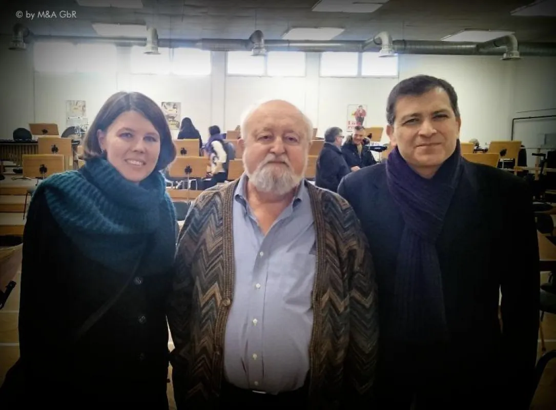 Das Künstlerpaar Maak & Albertz mit Maestro Penderecki