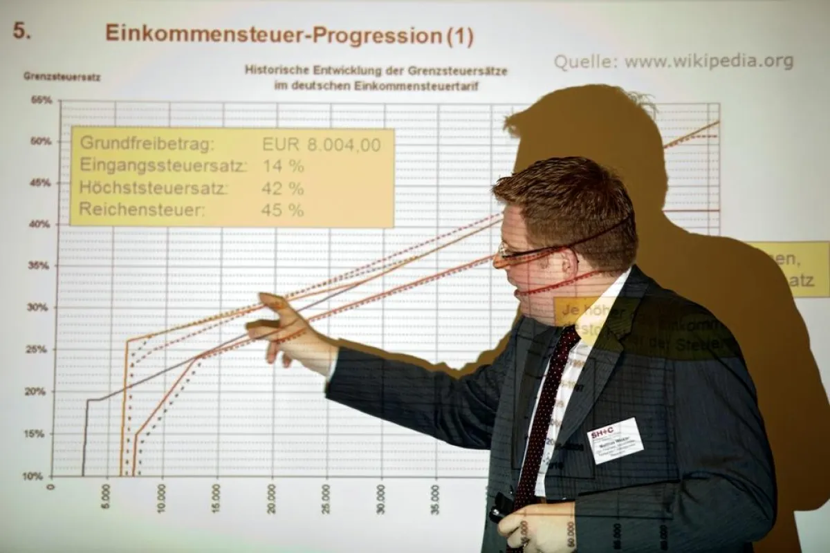 Steuerberater Matthias Winkler referierte beim SH+C-Praktiker-Workshop