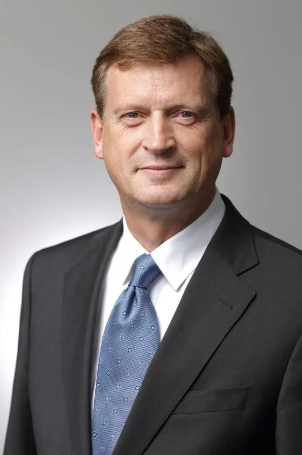 Roland Winkler ist ab 1. Juli 2011 Abteilungsleiter für das Gewerbegeschäft bei der Helvetia.