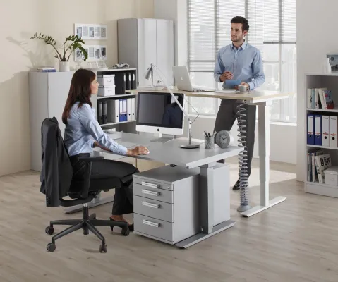 Bild: Arbeitsplatz im Aufschwung - Ergonomische Bürolösungen steigern Effizienz