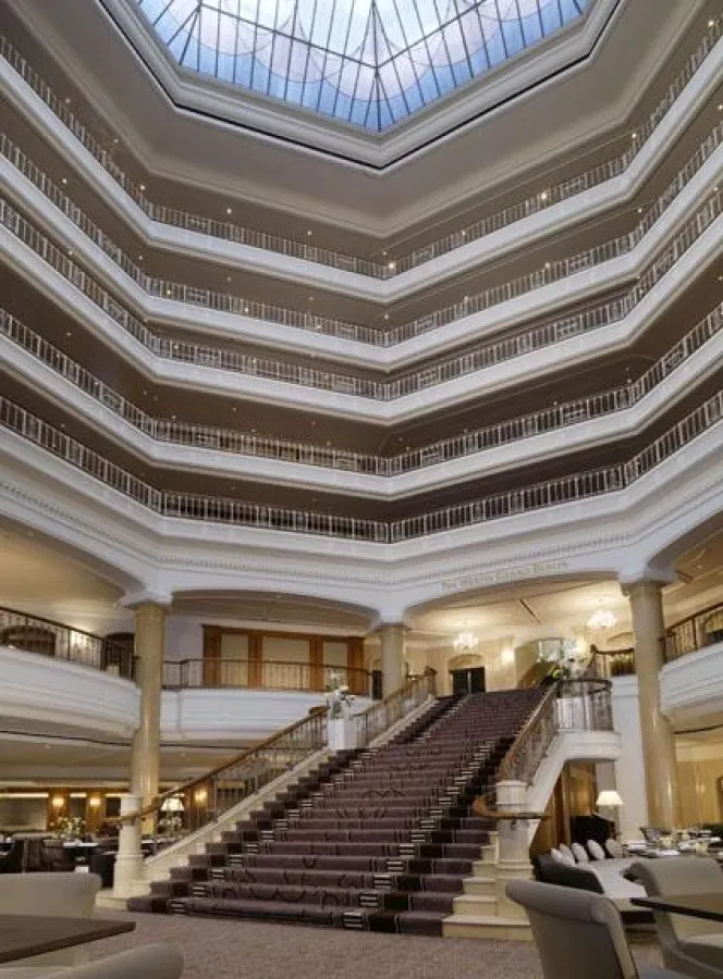 Die Lobby des Westin Grand Berlin