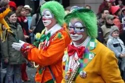 Karneval: Versicherungsschutz nicht gefährden Bild: Karneval: Versicherungsschutz nicht gefährden