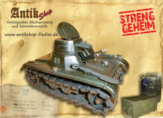 Bild: Blechspielzeug im Antikshop Fiedler
