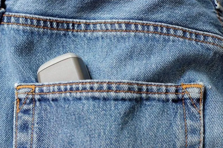 Handy als Babyphone immer mit dabei - BABYMOBILE steht auch in unerwarteten Situationen zur Verfügung Bild: Handy als Babyphone immer mit dabei - BABYMOBILE steht auch in unerwarteten Situationen zur Verfügung