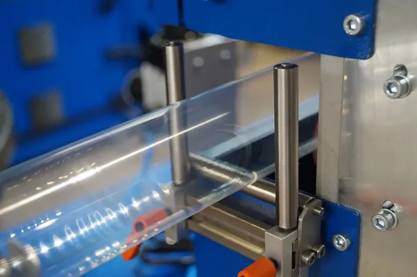 Bild: ESZ Becker produziert PTFE-Schrumpfschläuche