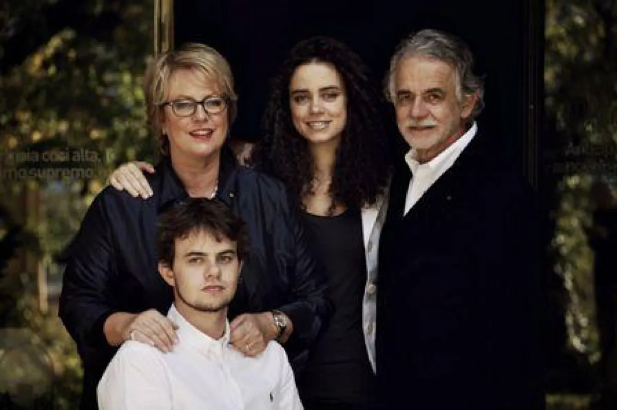 Im Foto: Familie Endrici