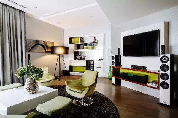 Bild: Das Hotel Berlin, Berlin präsentiert seine neue Teufel Suite. Take your pleasure seriously!