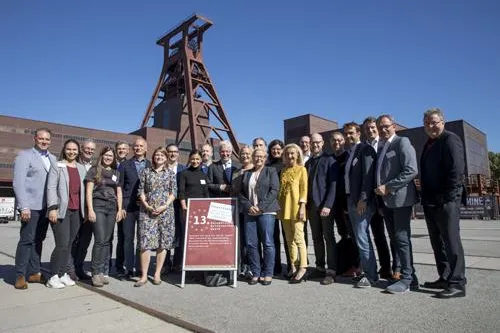 Die Jury des 13. Europäischen Kulturmarken-Awards nominiert 24 Beiträge, darunter erstmals Tirana in Albanien Bild: Die Jury des 13. Europäischen Kulturmarken-Awards nominiert 24 Beiträge, darunter erstmals Tirana in Albanien