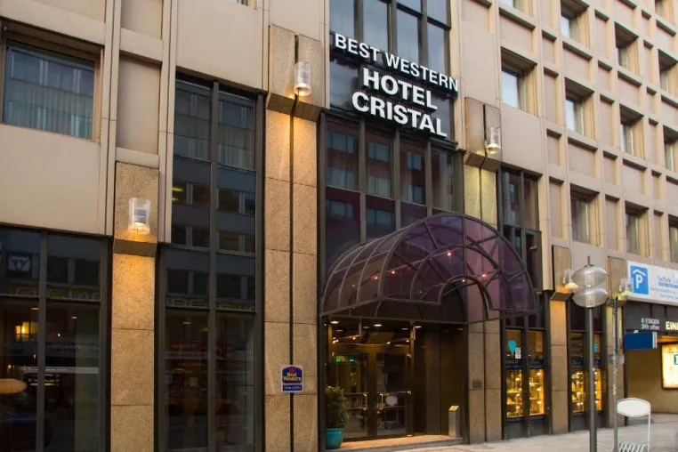 Das Best Western Hotel Cristal in München - Unternehmerin des Jahres Bild: Das Best Western Hotel Cristal in München - Unternehmerin des Jahres