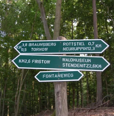 Sommerfrische ohne Bombenlärm – Radwandern im Fontaneland Bild: Sommerfrische ohne Bombenlärm – Radwandern im Fontaneland