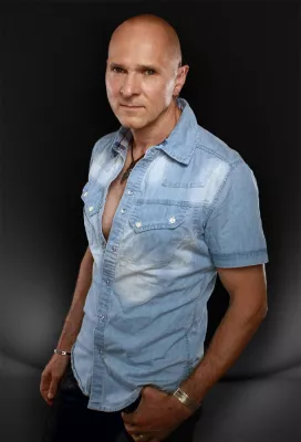 Freitag, 04.05. - Live Interview mit JD Wood, Alan Silson (SMOKIE) und weiteren prominenten Gästen Bild: Freitag, 04.05. - Live Interview mit JD Wood, Alan Silson (SMOKIE) und weiteren prominenten Gästen