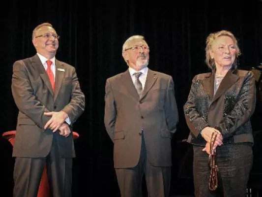 Bild: Fürther Stifterpreis 2013 verliehen - Dietmar und Margit Rothe ausgezeichnet