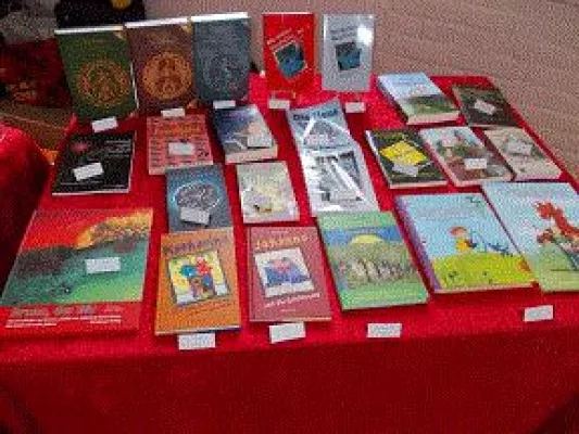 Bild: Literatur trifft Musik trifft Theater trifft Malerei trifft Zauberei - Die andere Buchmesse Vol. 5